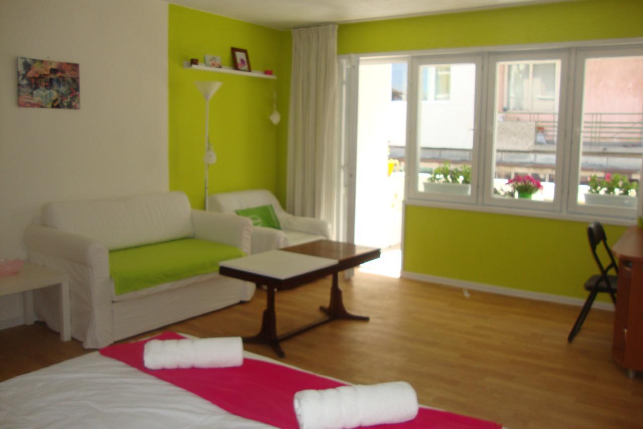 Guest Rooms Colours Kazanlŭk 외부 사진