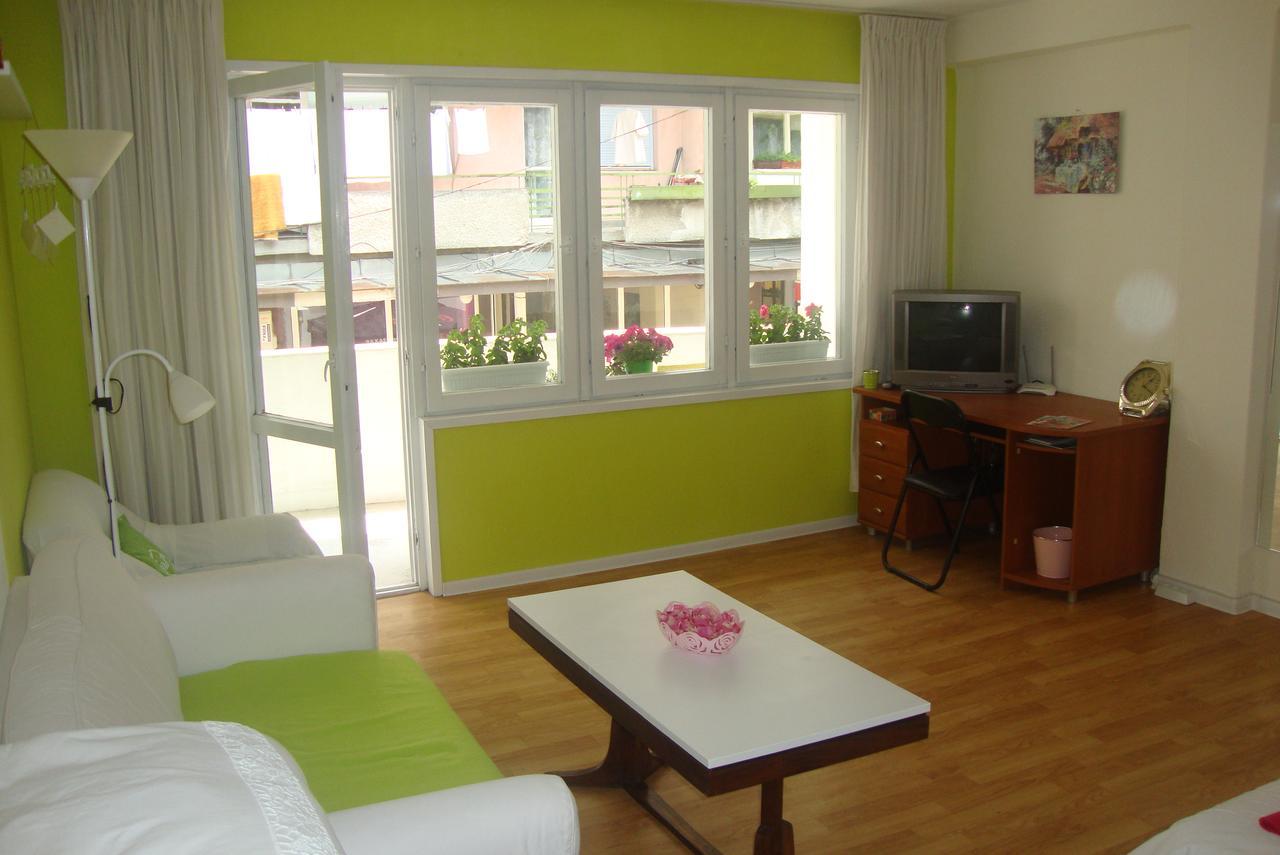 Guest Rooms Colours Kazanlŭk 외부 사진