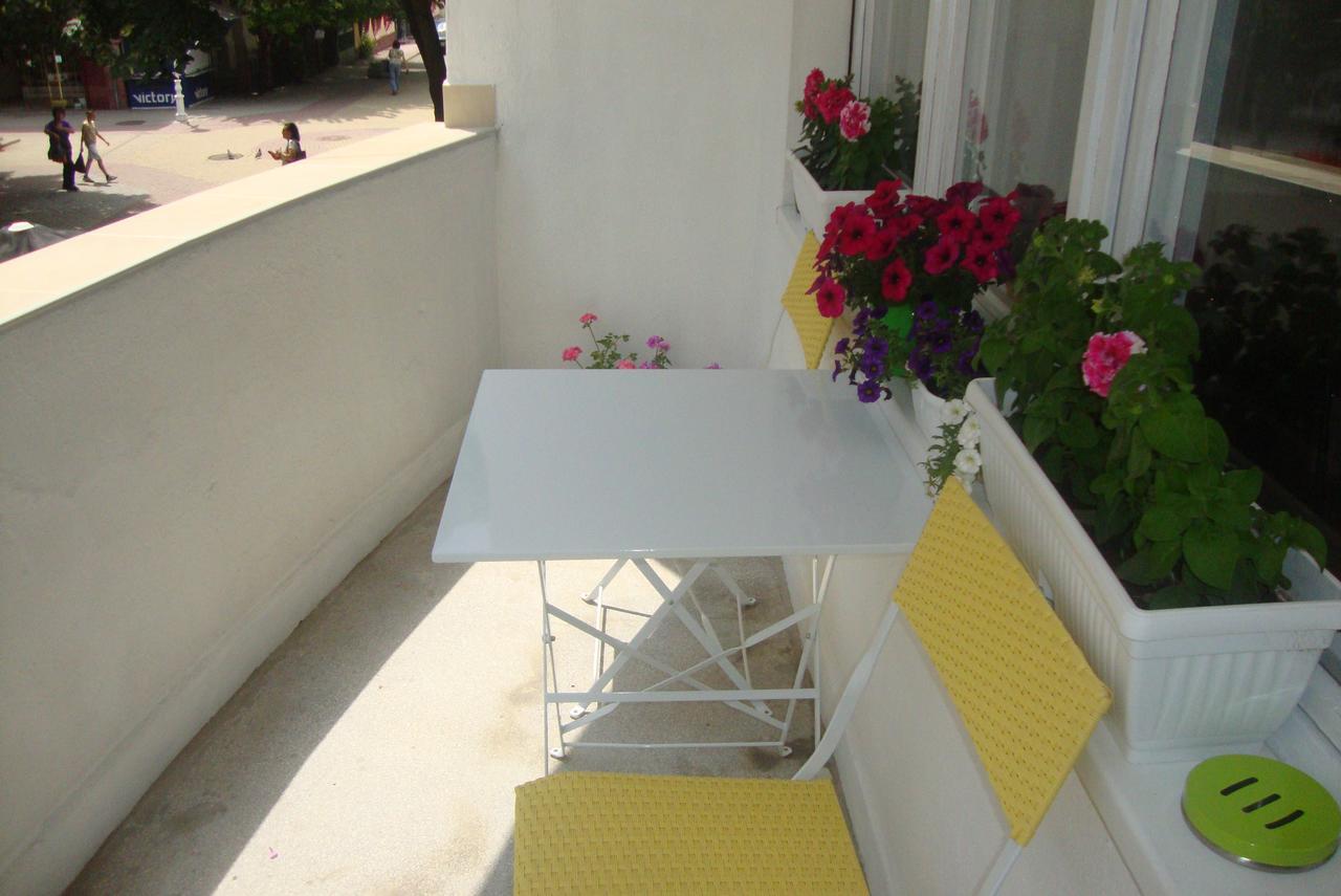 Guest Rooms Colours Kazanlŭk 외부 사진